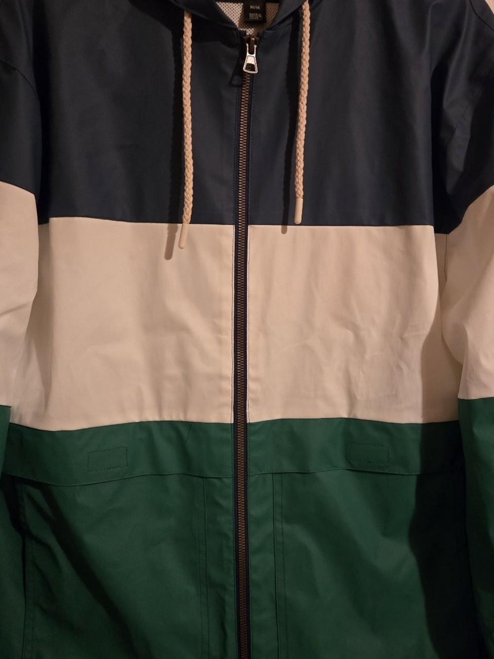 Weatherproof Colorblock Hooded Raincoat in Navy, Cream & Green